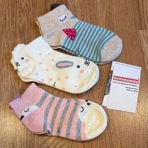 FREE W/ PURCHASE Kids Cute Animal Socks - Pink, Blue, Cream